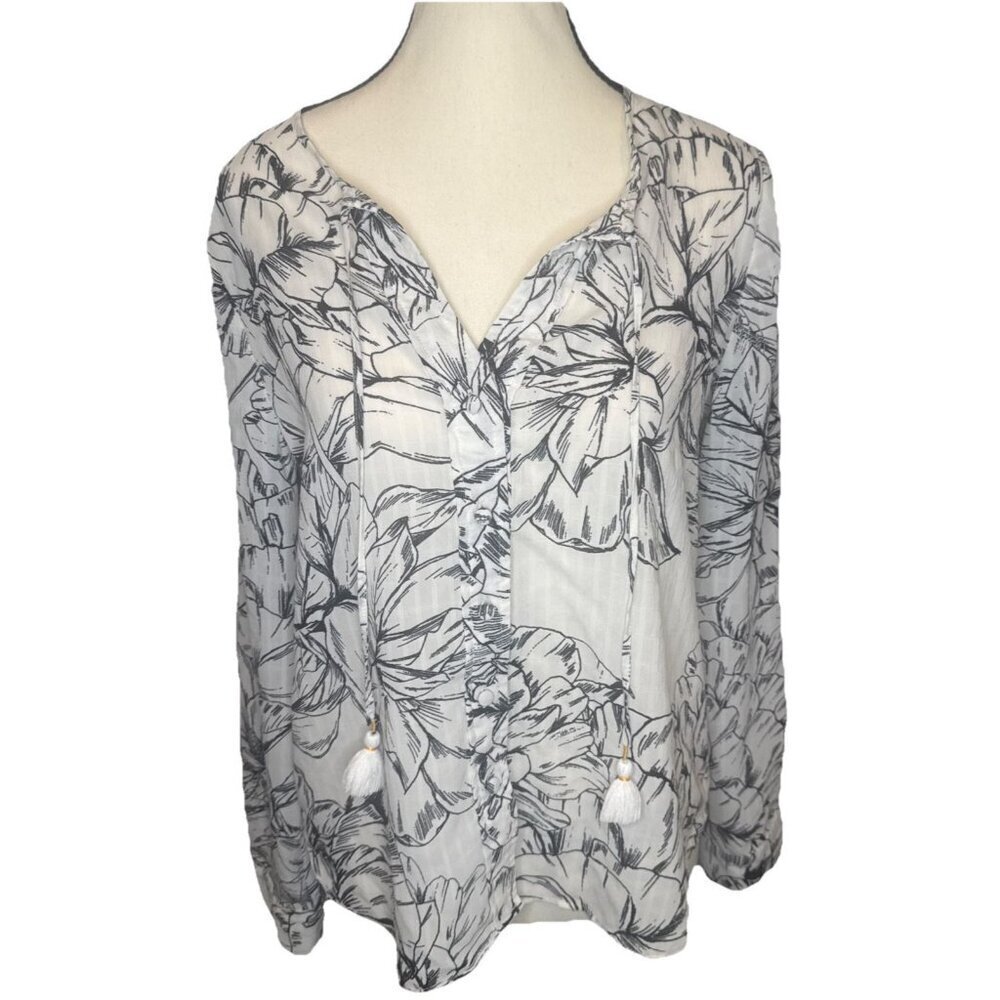 Rose + Olive Floral Print Tasseled Long Sleeve Button Up Blouse Top Sz S Peasant